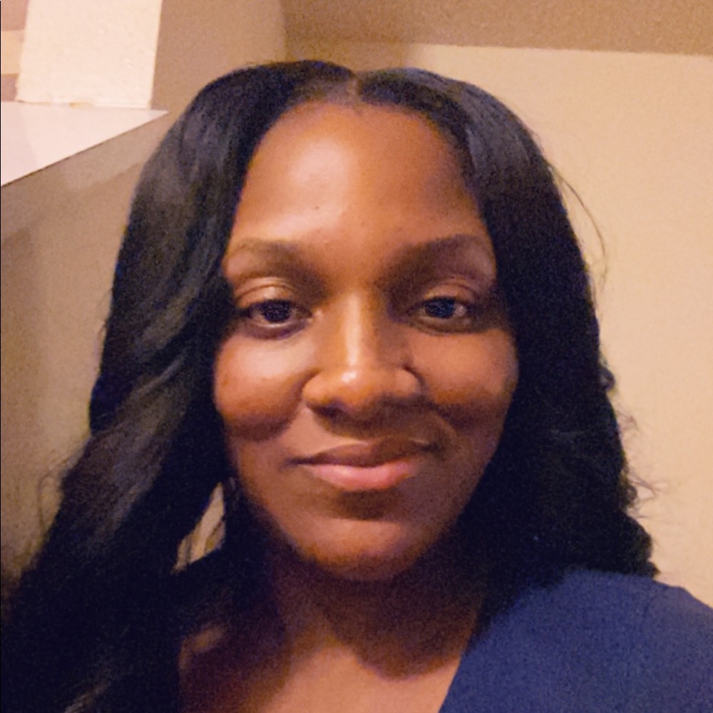 Meet your Posher, Miesha